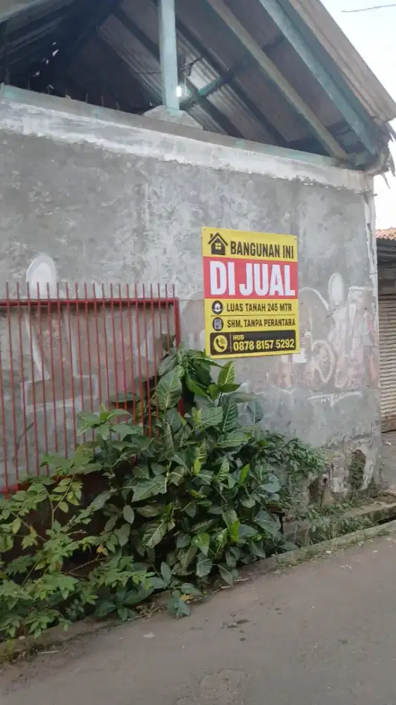 DIJUAL TANAH + BANGUNAN SHM 245 m²