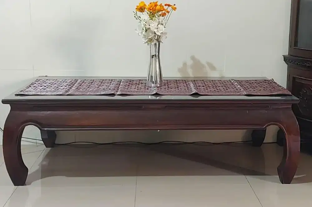 Dijual Meja Tamu Kokoh