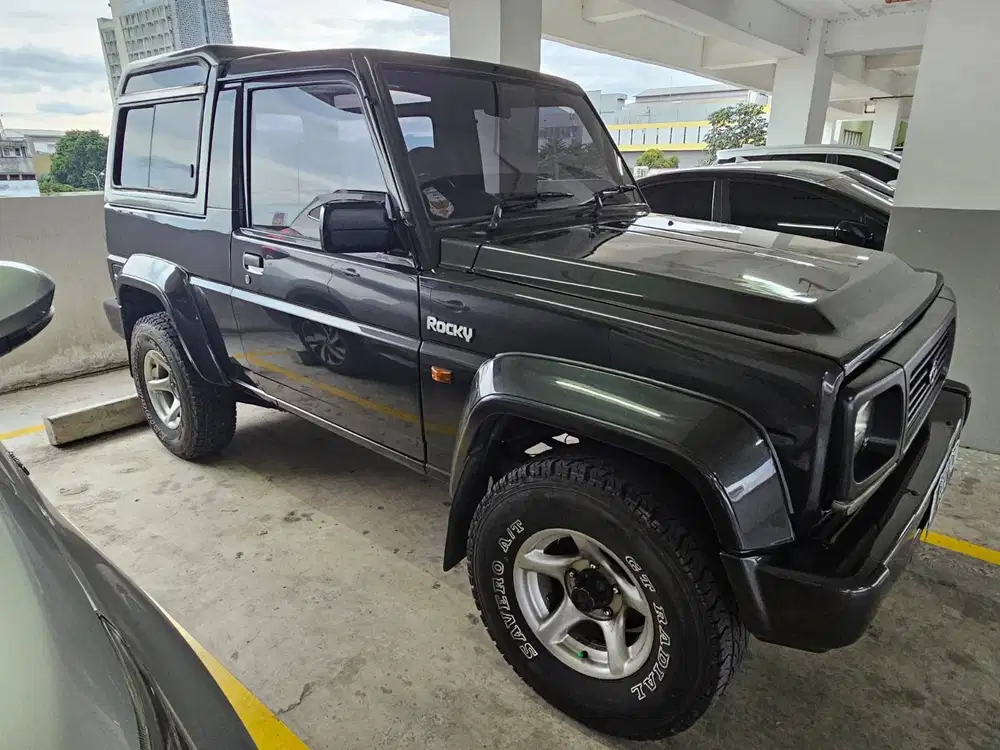 DAIHATSU ROCKY 4X4 1996 Black Hitam Jual BU 1995 Independent Ori 1997