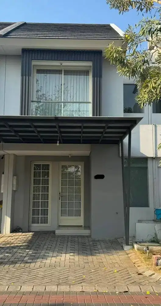 DIJUAL RUMAH 2LT DI GRAND PAKUWON CLUSTER QUEENSLAND SEMI FURNISH