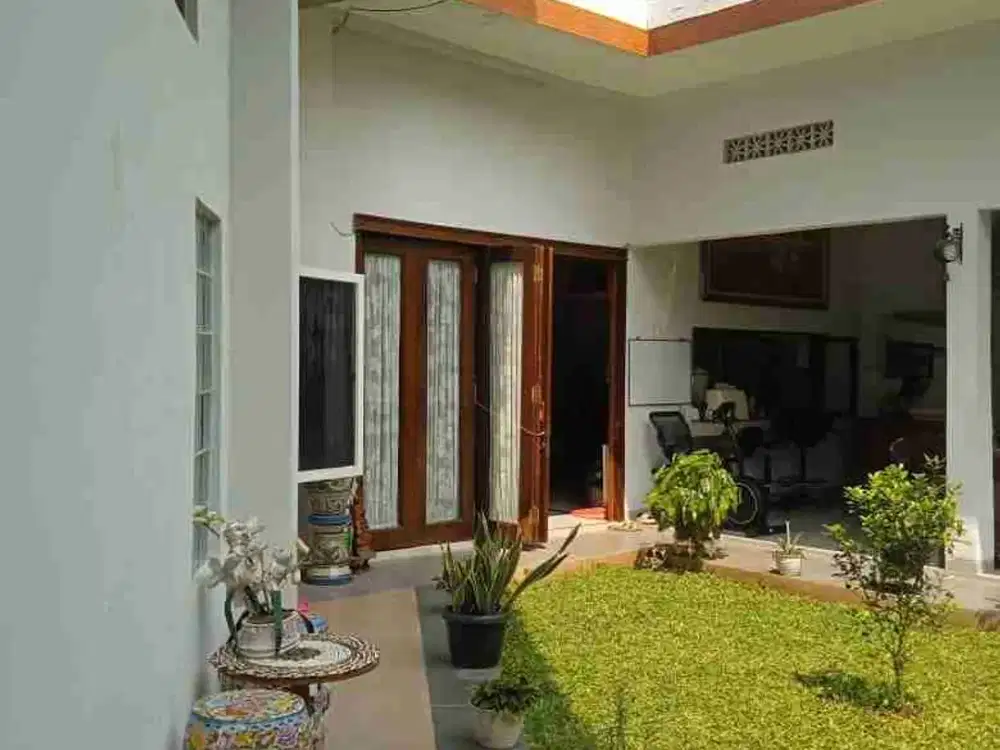 Dijual rumah mewah di Pondok Cabe Tangerang Selatan