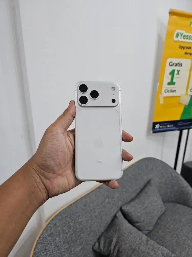 iPhone 17 ProMax 256GB - iBox (Juni 2027)