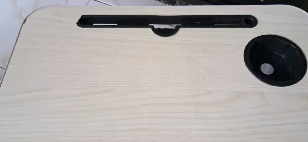 Meja belajar / meja laptop