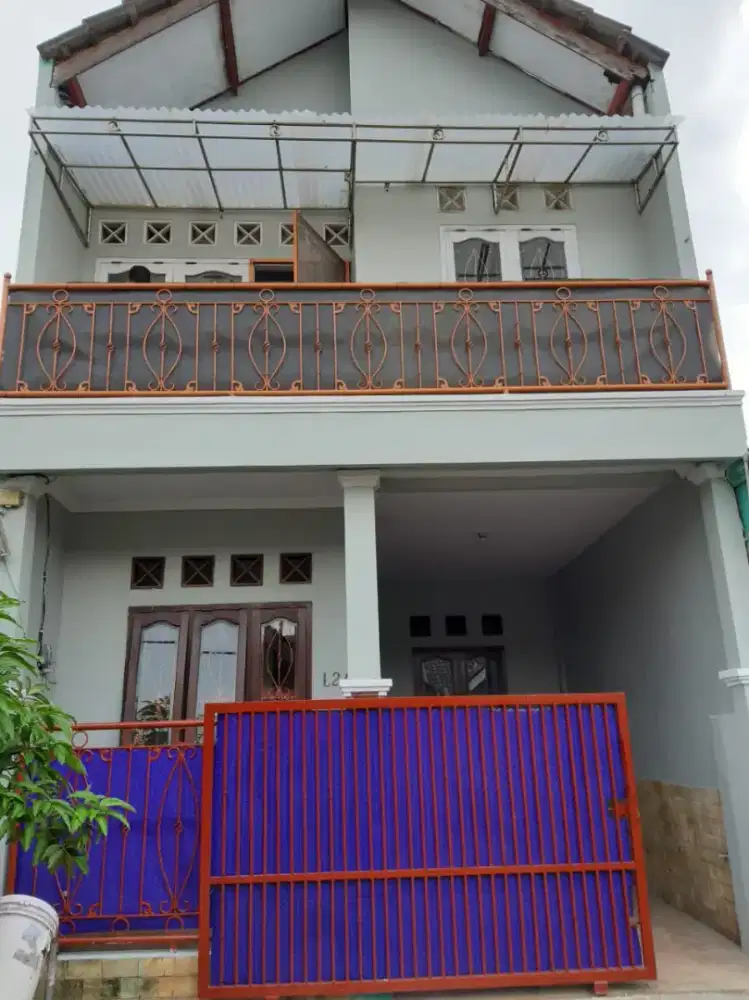 Dijual Rumah Tingkat 2 Lantai