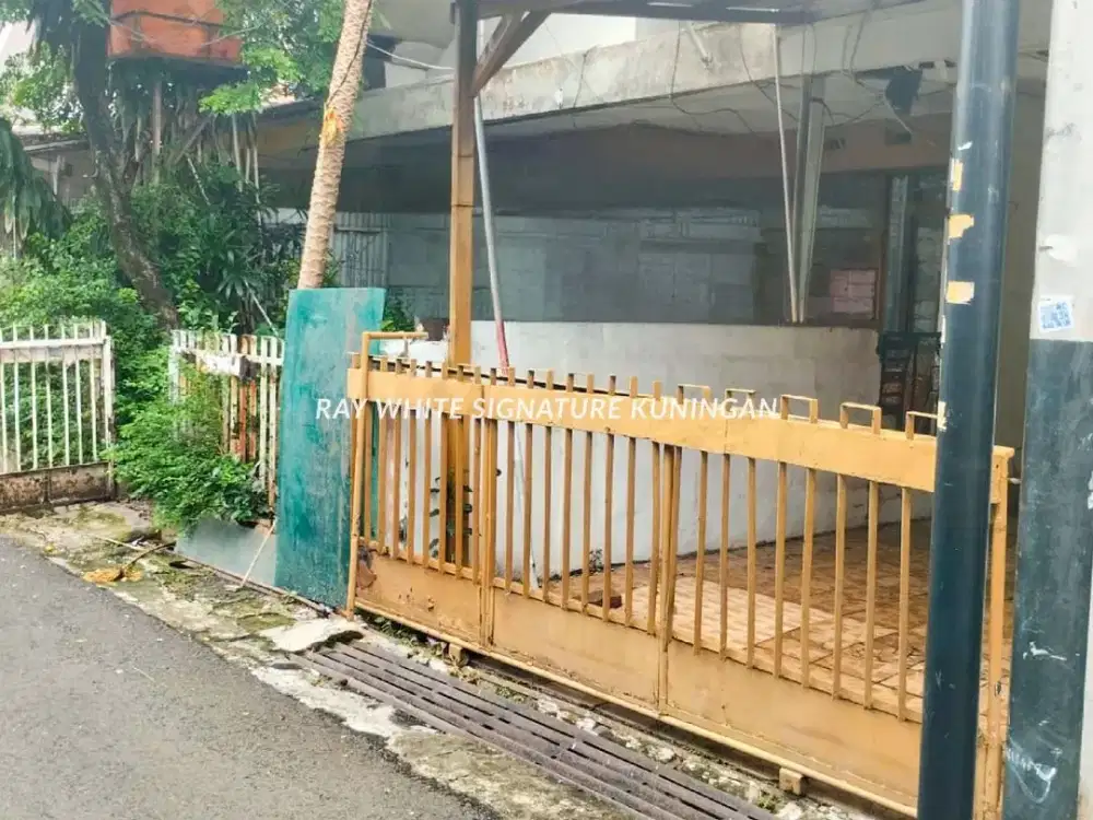 Dijual Rumah Hitung Tanah Dekat SCBD di Jalan Cililin