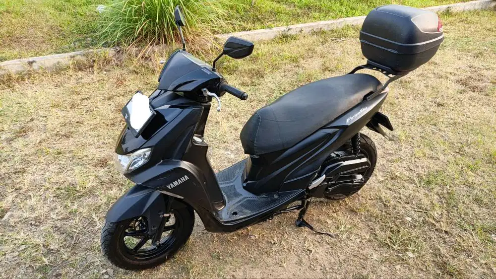 JUAL YAMAHA FREEGO 125 HITAM