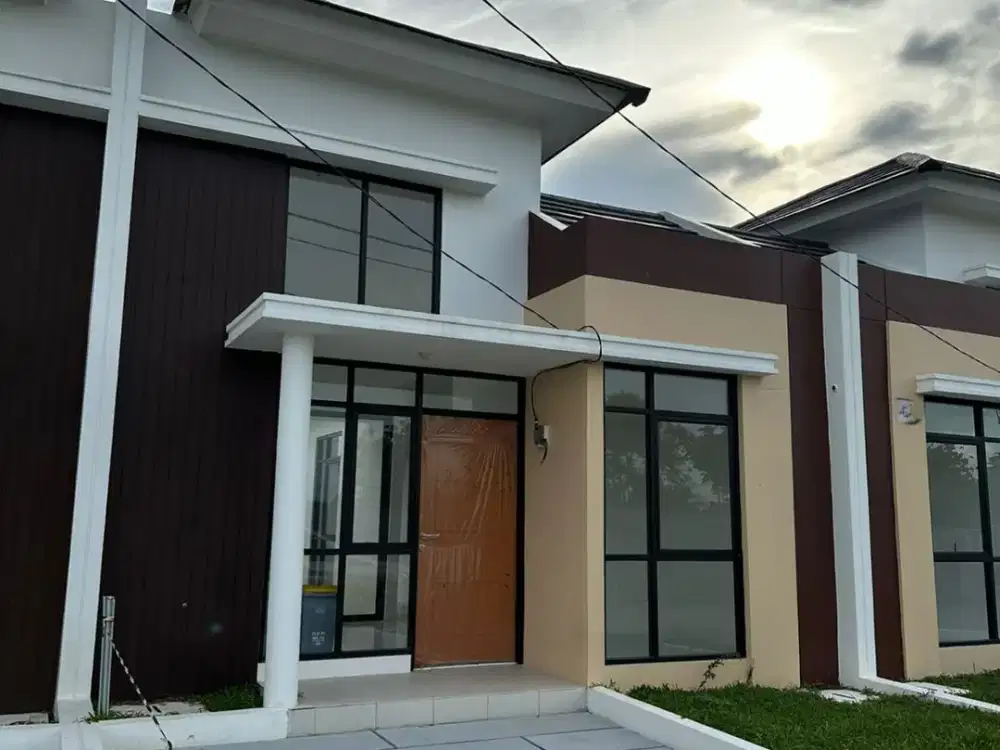 JUAL CEPAT BU RUMAH VILLAGIO EAST PORTOFINO LUAS 90 SHM