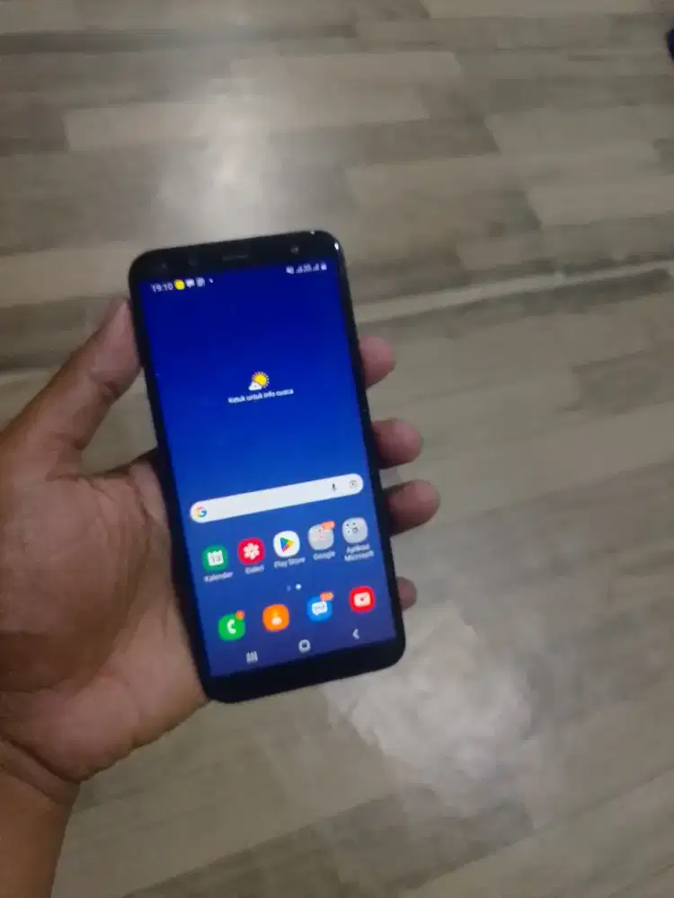 Samsung j6 4/64