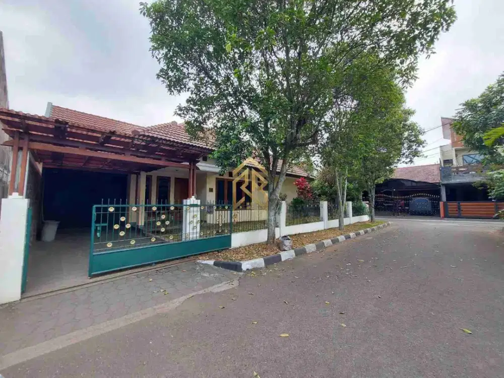 rumah hoek harga murah lokasi strategis  di tanjungsari asri antapani bandung