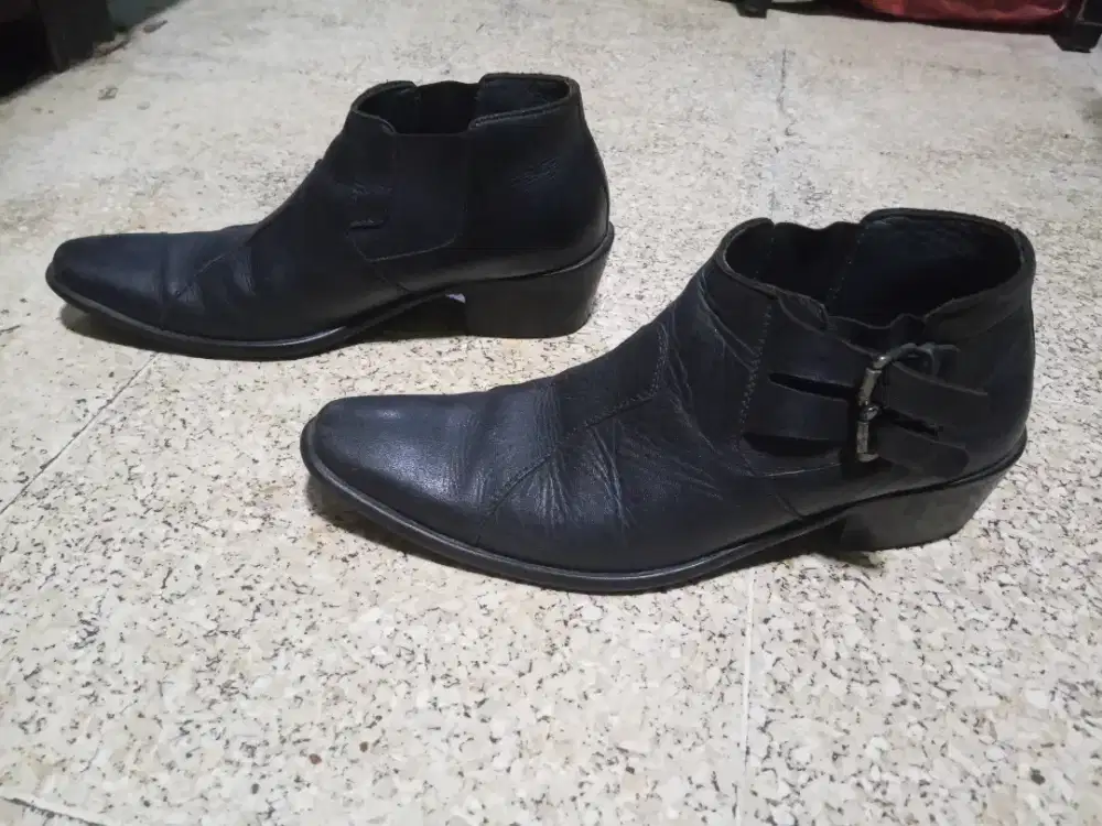 Sepatu Formal Pantofel Kasual Boots