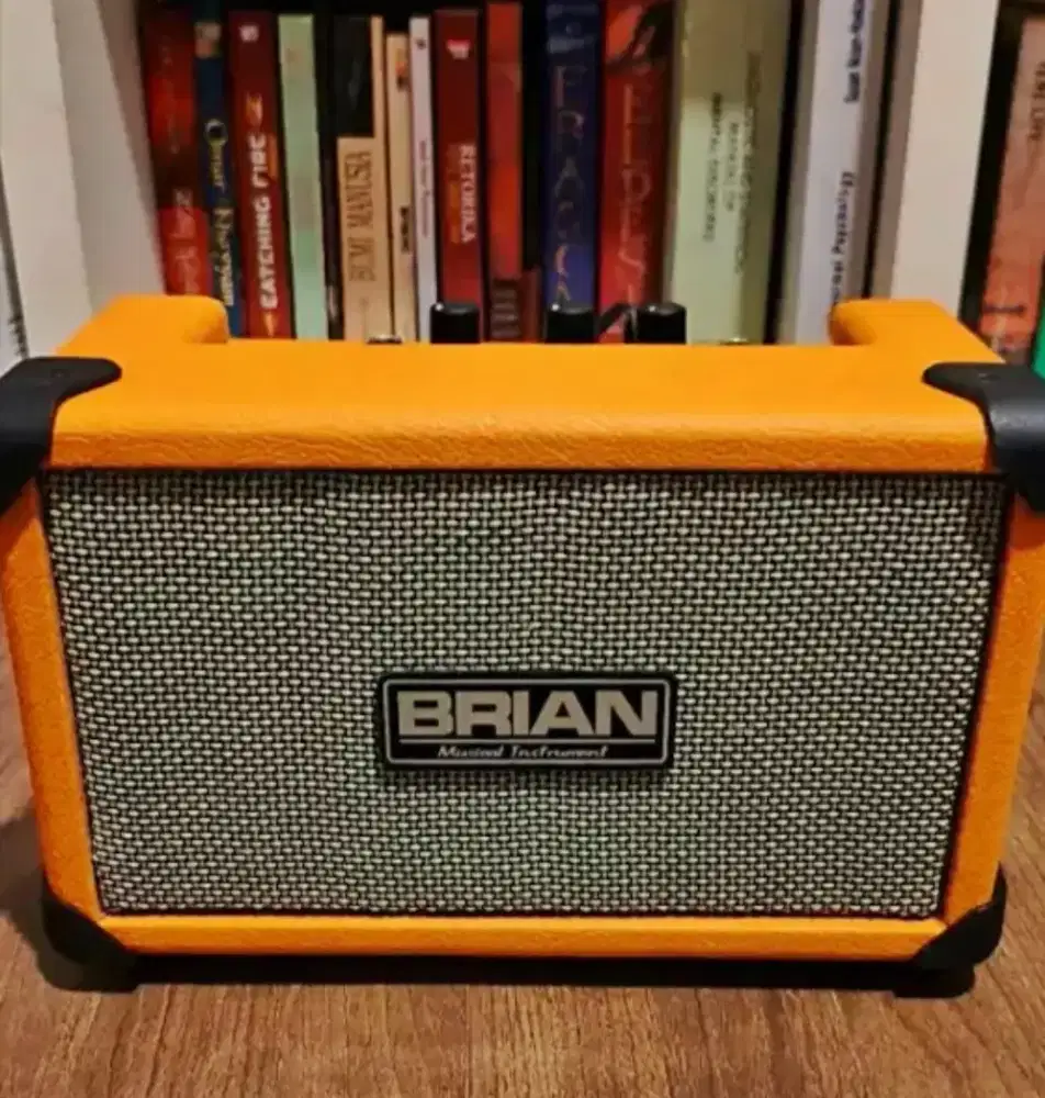 AMPLI GITAR LISTRIK
