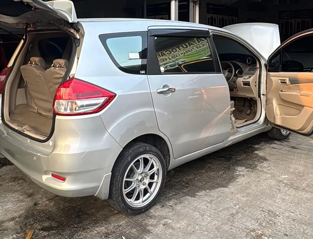 JUAL CEPAT SUZUKI ERTIGA GX 2018 MANUAL TERMURAH