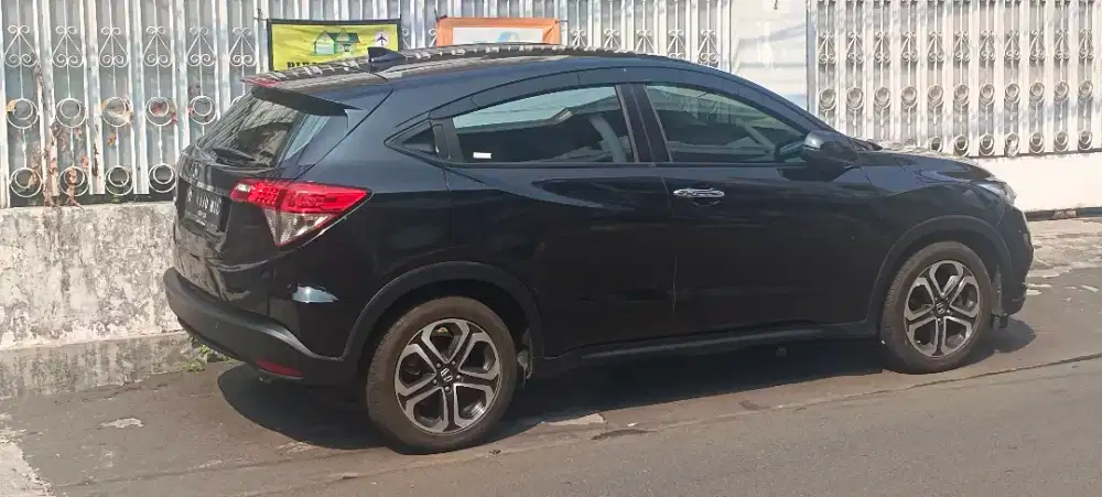 Honda HRV-tipe E tahun 2021