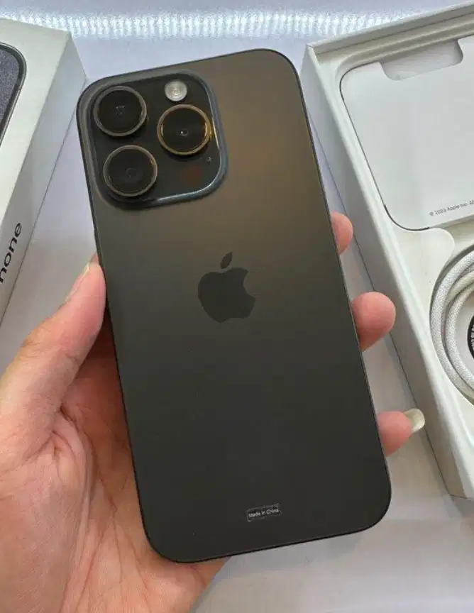 Iphone 15 Pro 1TB Ibox/Inter