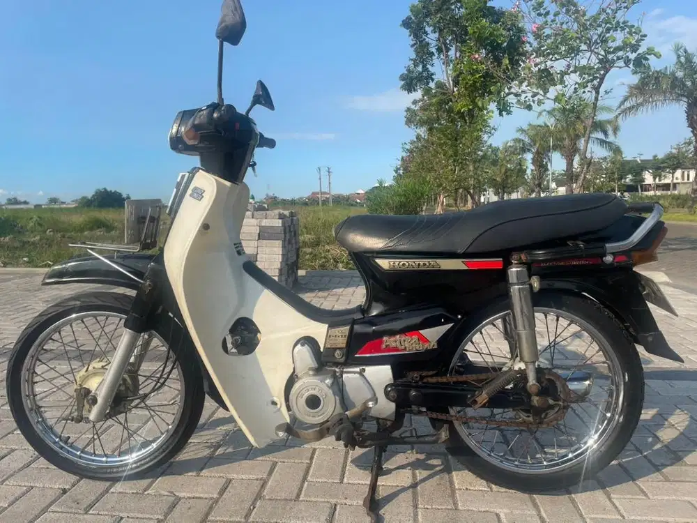 Jual motor honda astrea prima 1990