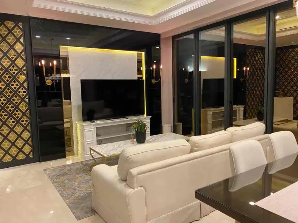 For Rent 2Br Converted To 1Br High Floor