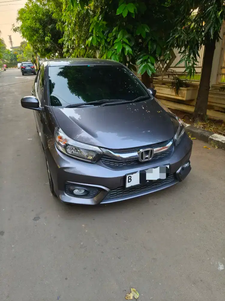 Honda brio e at matic 2021 warna abu