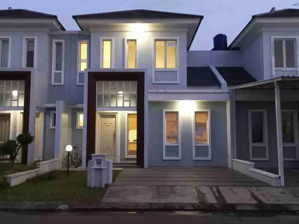 DISEWAKAN RUMAH 2 LANTAI CLUSTER CHIARA SUVARNA SUTERA CIKUPA TANGERANG