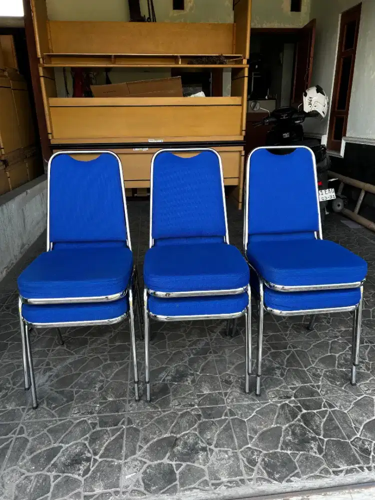 Kursi pesta kursi vip kursi susun kursi makan