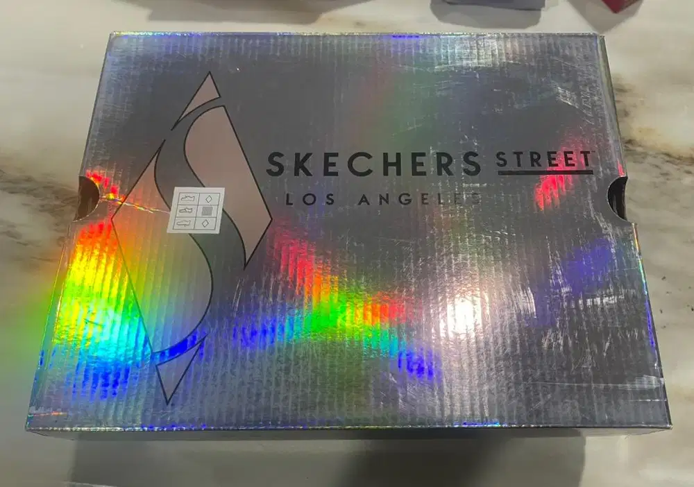 Sepatu SKECHERS Kids Women new