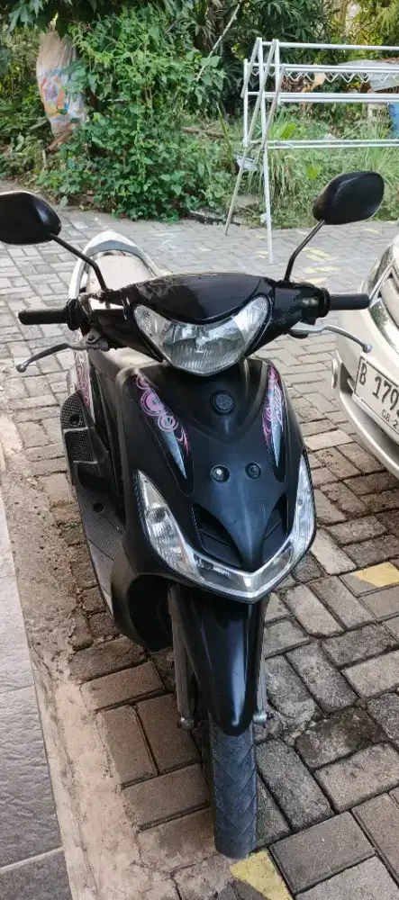 Yamaha mio 110 hitam