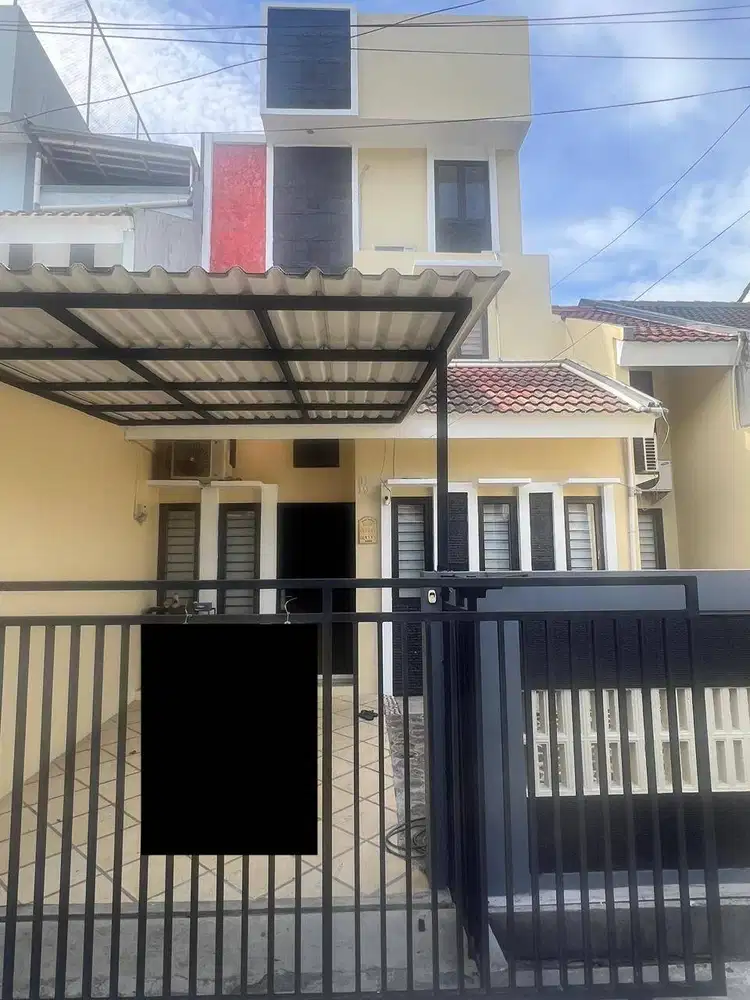 Dijual Rumah 3 Lantai LT112 LB200 4+1 KT, Griya Loka, BSD Tangsel