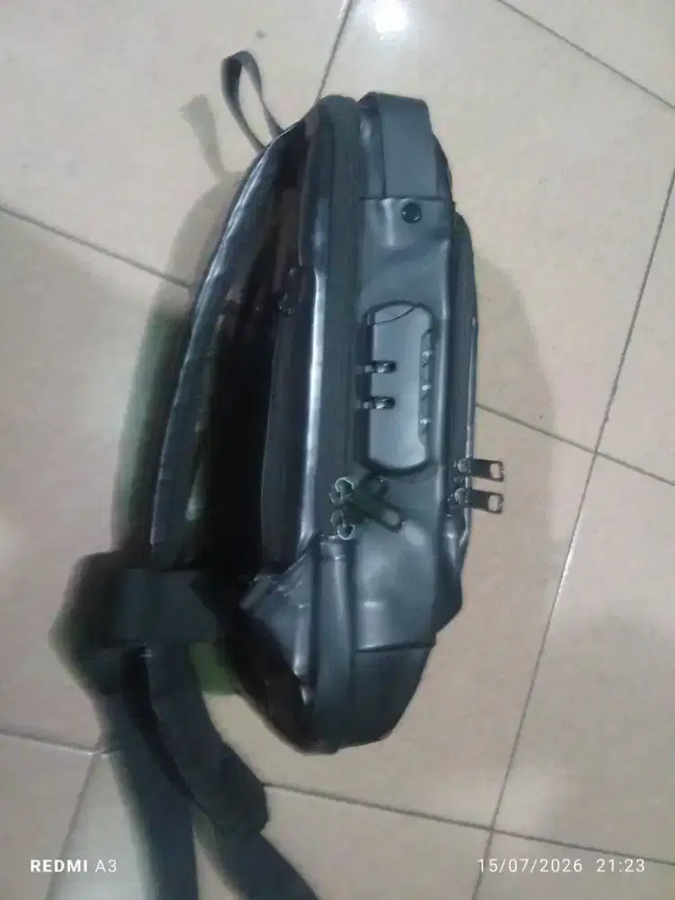 Tas slempang jos
