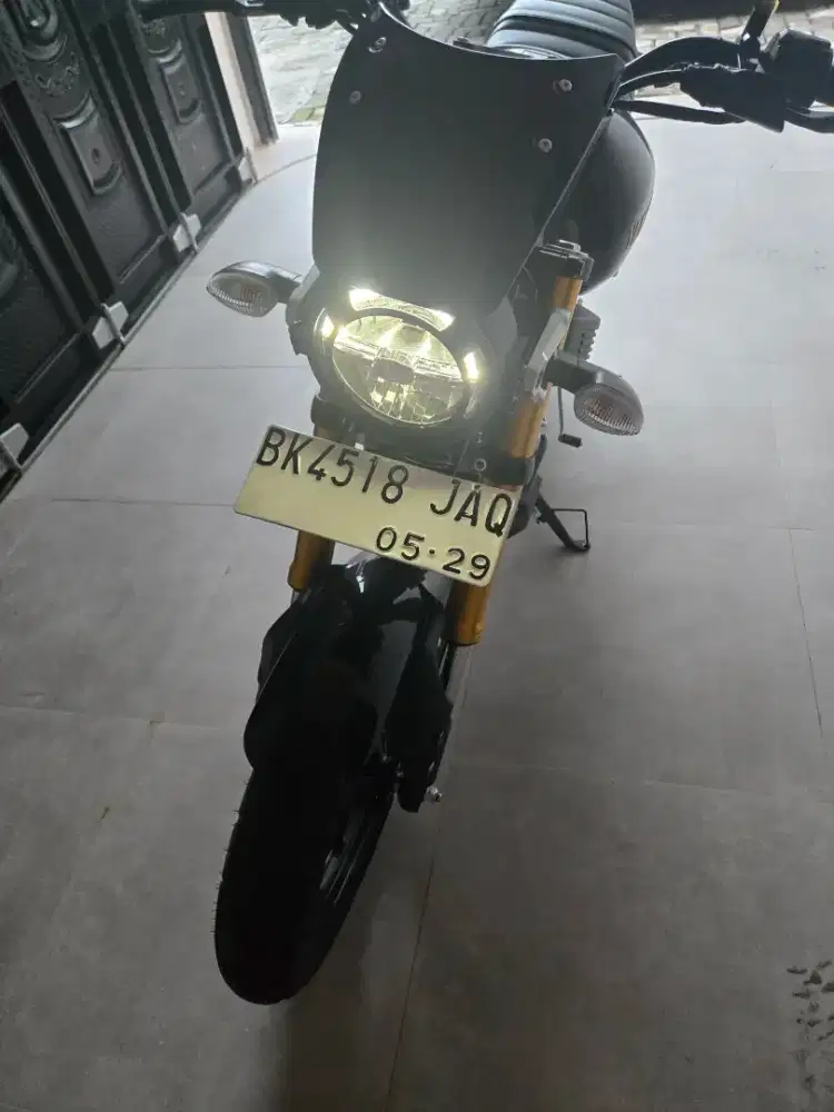 Dijual Yamaha Xsr 155 tahun 2024.