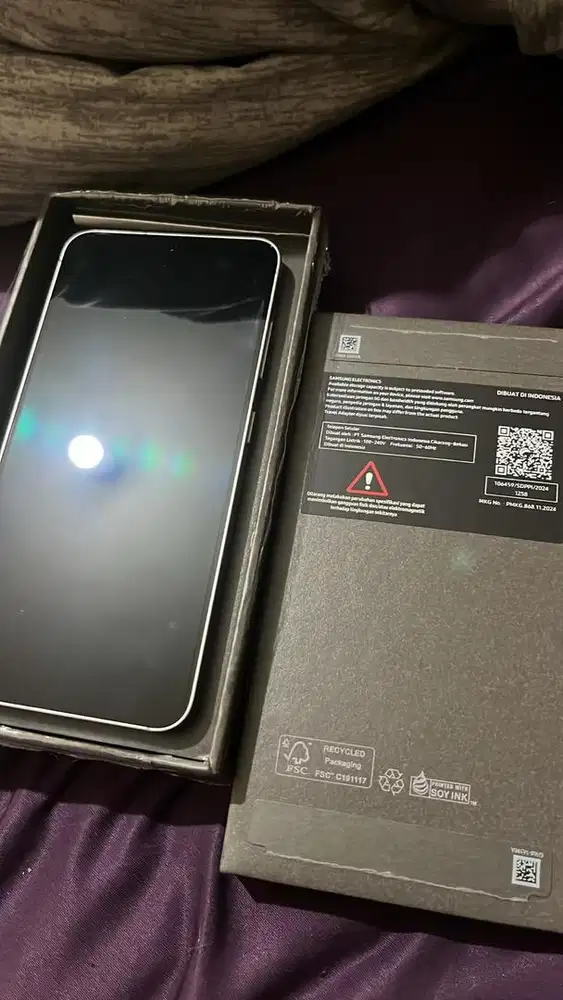 Samsung s25 second like new