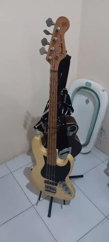 Fender Bass dan Ampli