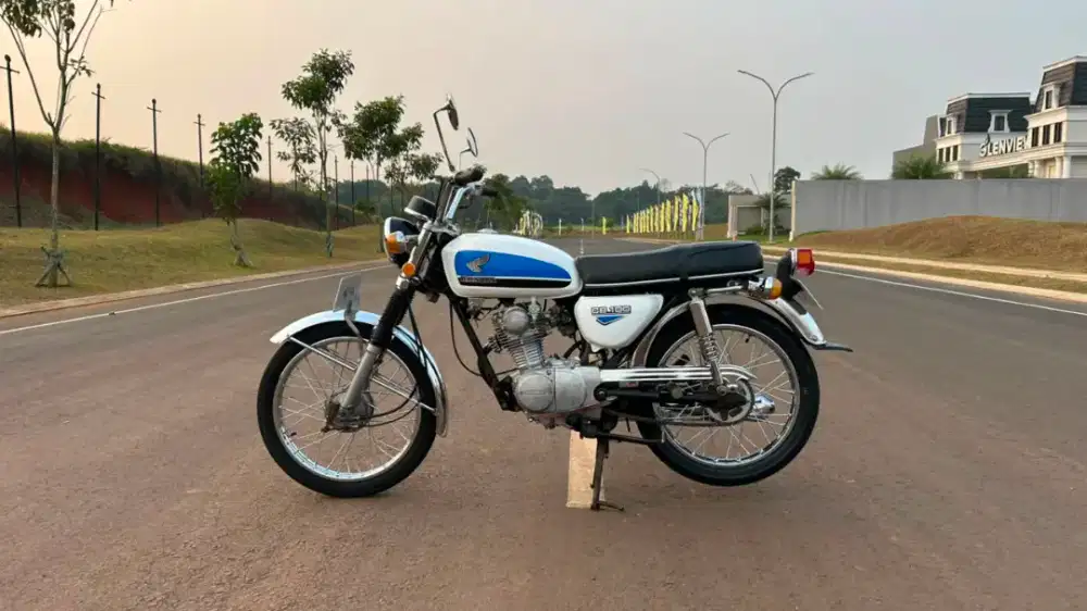 Honda Cb 100...