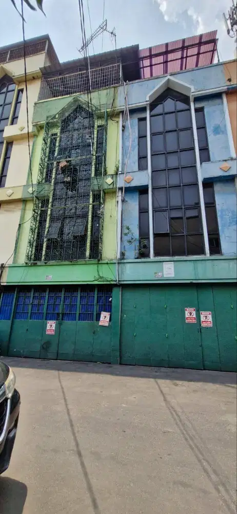Dijual Cepat 2 Ruko Gandeng 4 Lantai Di Kapuk ! SHM + Lokasi Strategis