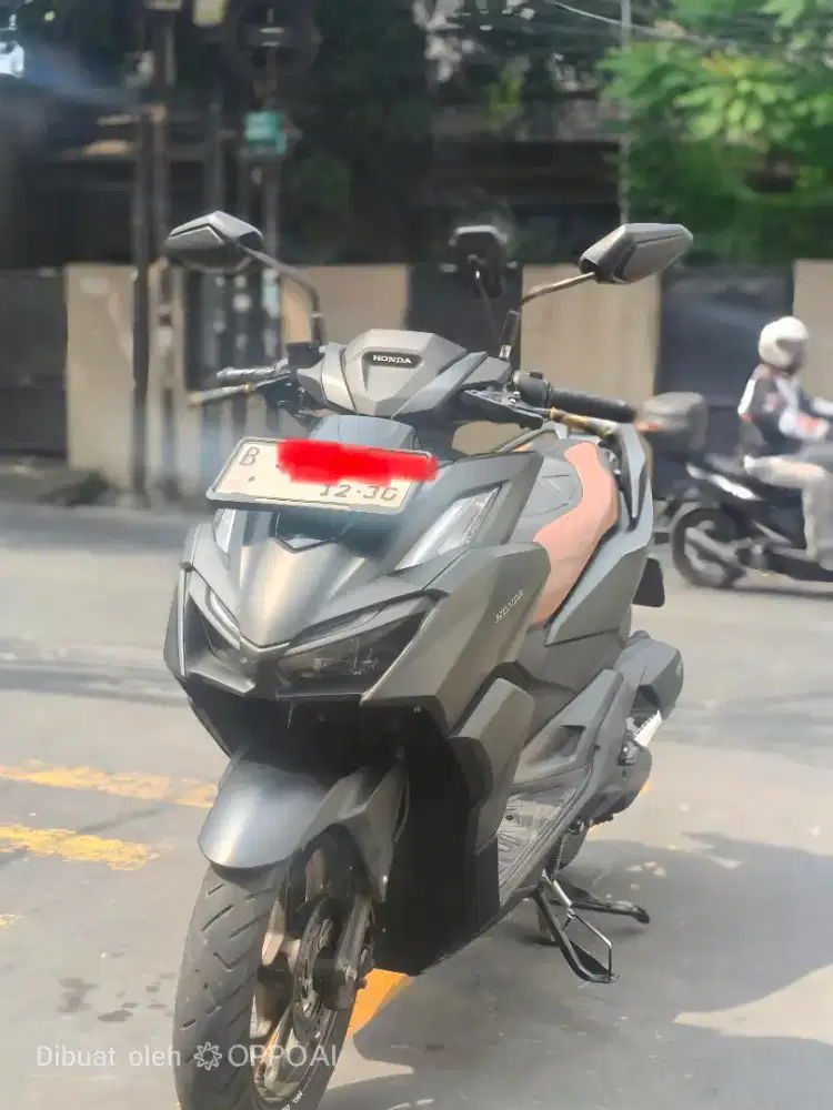 Dijual Motor Vario 160 CBS Pribadi