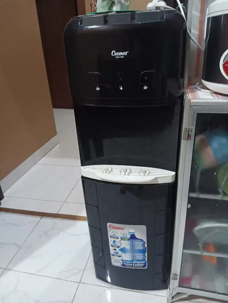 Dispenser Cosmos