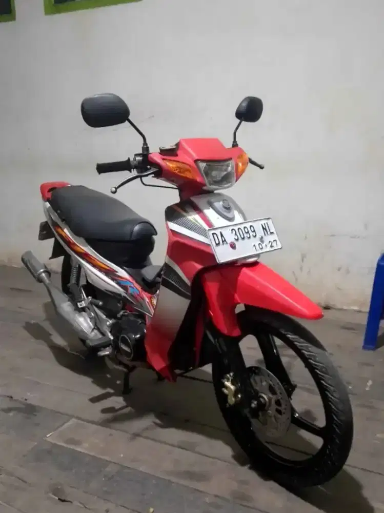 Bismillah di Jual seada nya f1zr tahun 2002