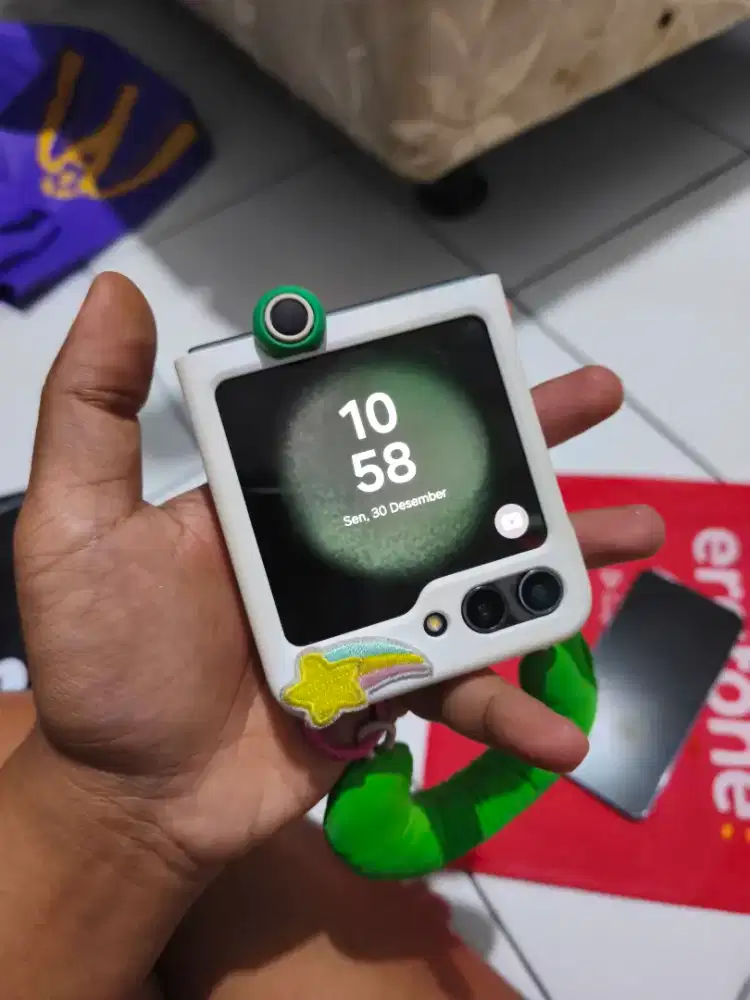 Samsung flip 5 256