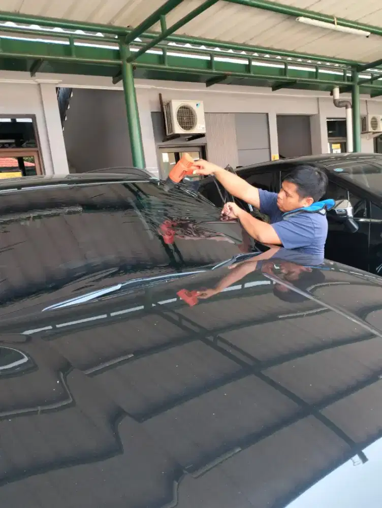 Melayani penjualan kaca film mobil
