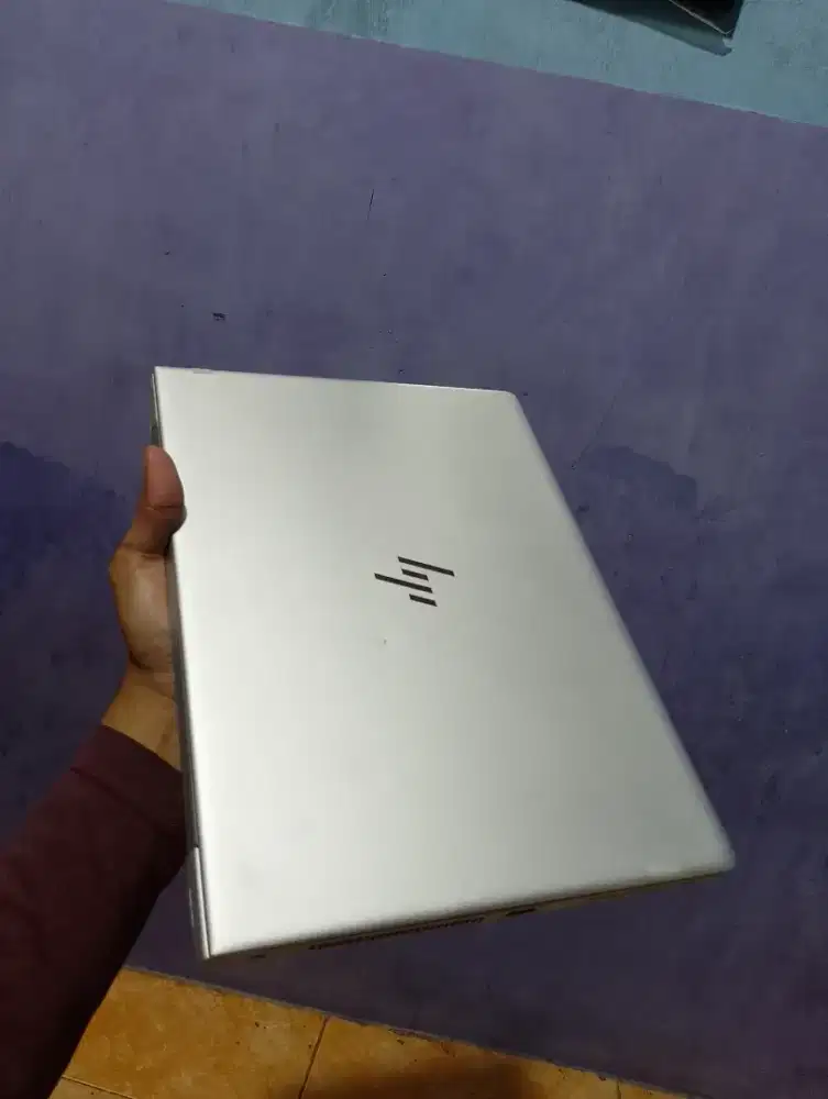 Laptop hp ryzen 5 pro lumayan mulus