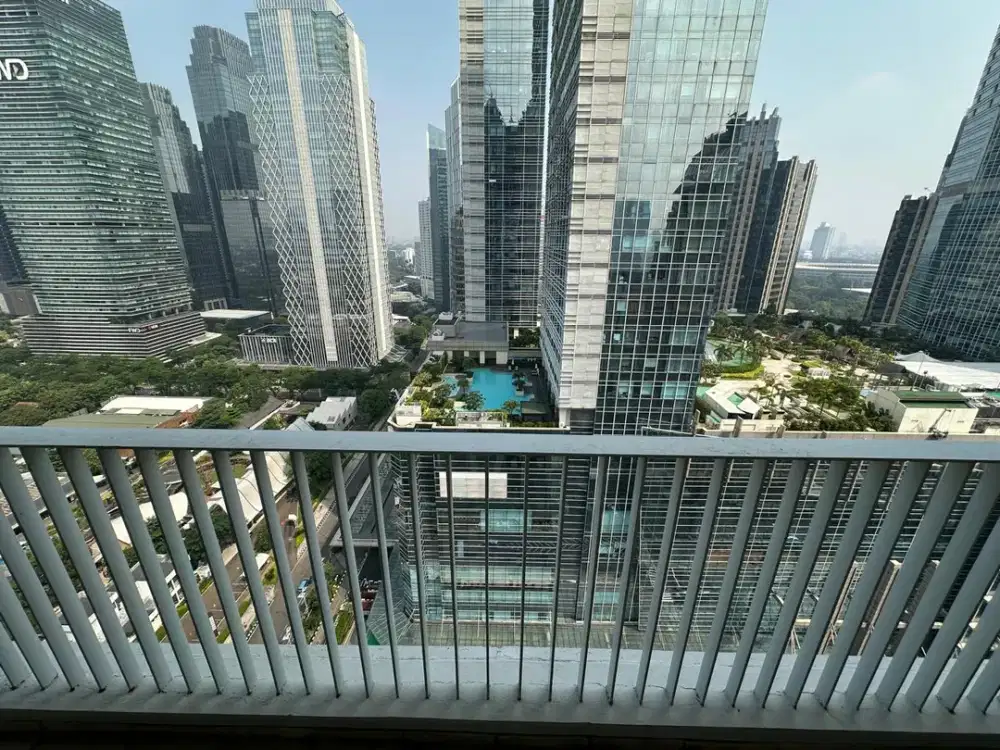 Disewakan Capital Residence Scbd | 3+1Br | Private Lift | View Pacific Place