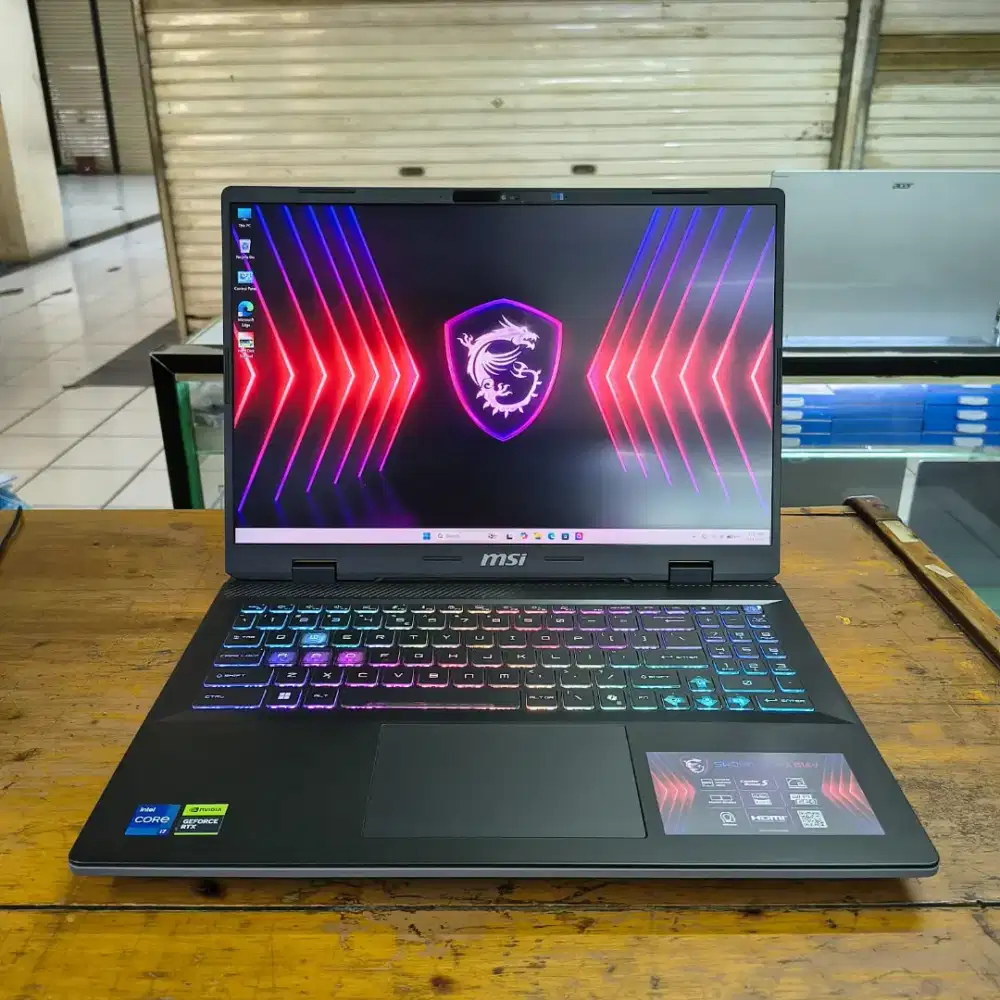 MSI Sword 16 HX Core i7-16450HX RTX 4060 Ram 16GB SSD 1TB 16 Like new