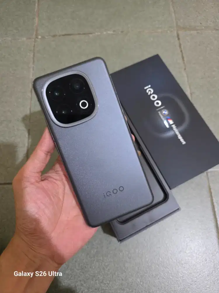 Iqoo 13 12/256gb