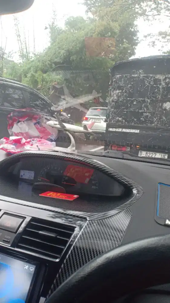Saya sedang mencari pekerjaan sebagai driver