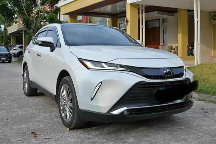 Di jual murah harrier 2.0 Z premium TSS CBU AT PUTIH
