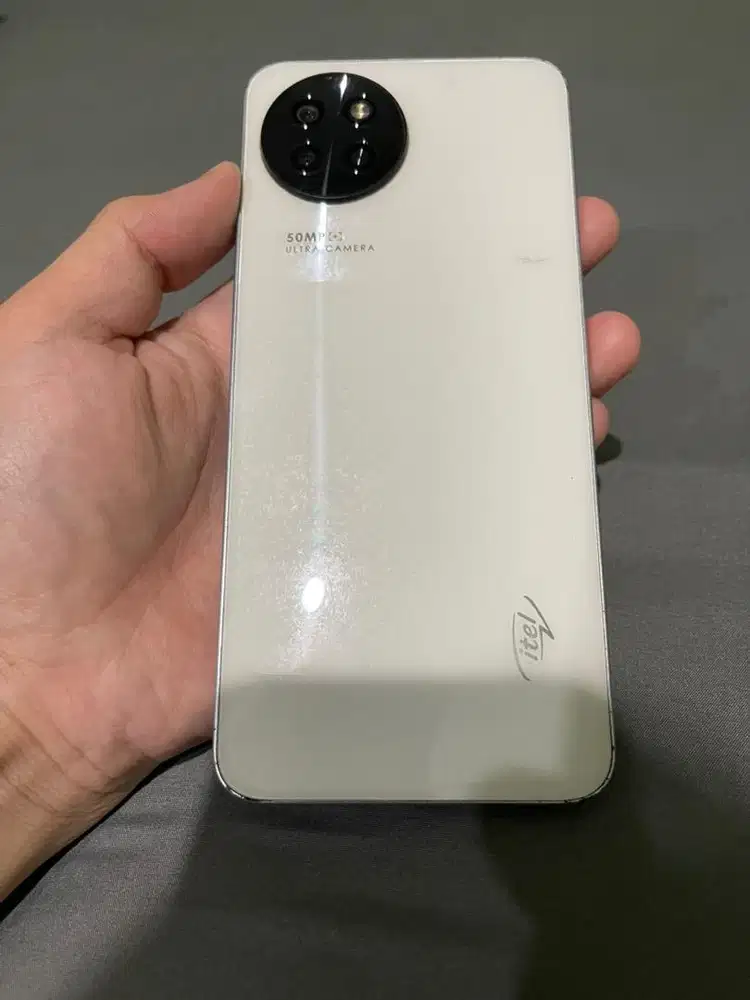 Itel s23 8/128gb