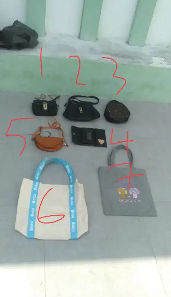 Laku di jual yg minat dan butuh barang kesenangan pilih aja murah