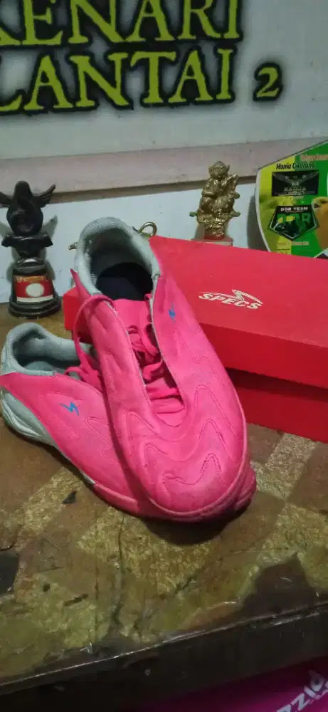 Sepatu futsal specs metasala vennel diva pink size 43
