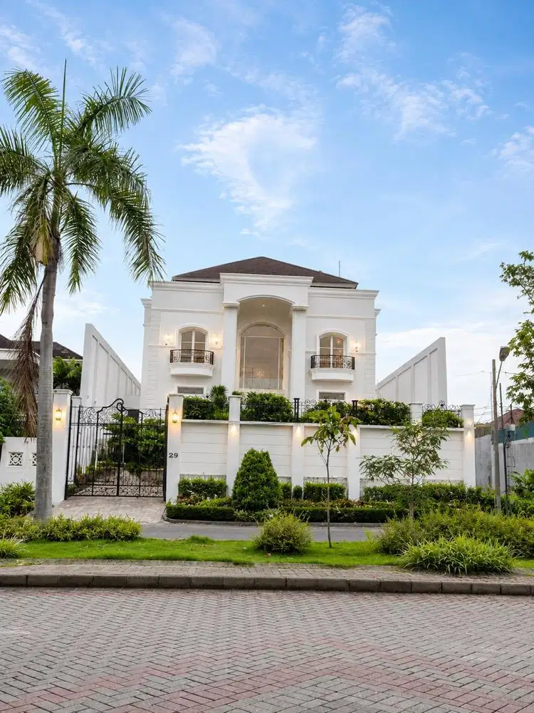 JUAL CEPAT! RUMAH MEWAH ARAYA 1 GALAXY BUMI PERMAI SUDAH RENOVASI