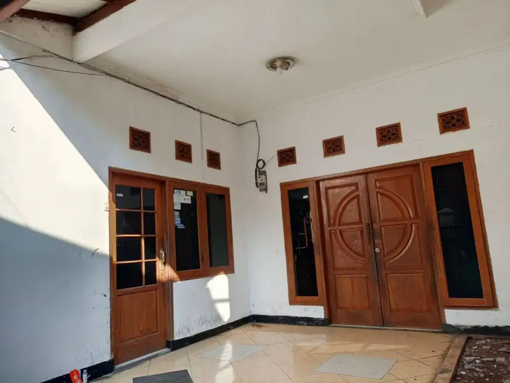 Kostan Jalan Gagak Lokasi Strategis | Harga Nego