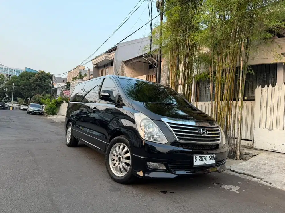 Hyundai H1 2.5 CRDi Royale Diesel 2013 AT
