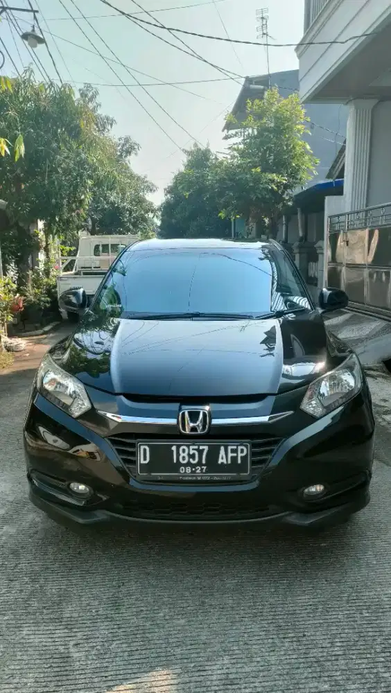 TERMURAHHonda HRV E MATIC 2017